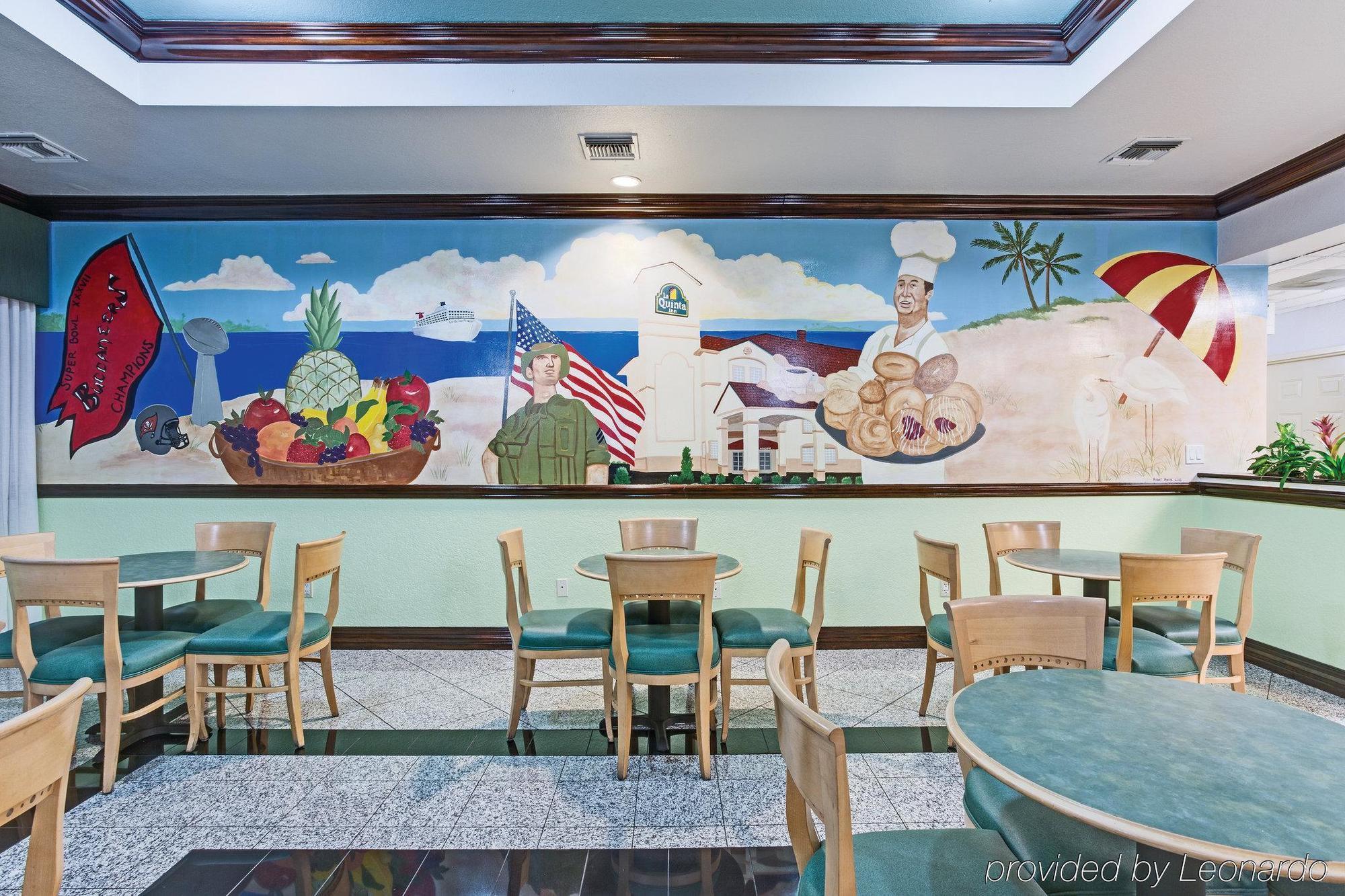 La Quinta By Wyndham Tampa Bay Area-Tampa South Hotel Exterior photo